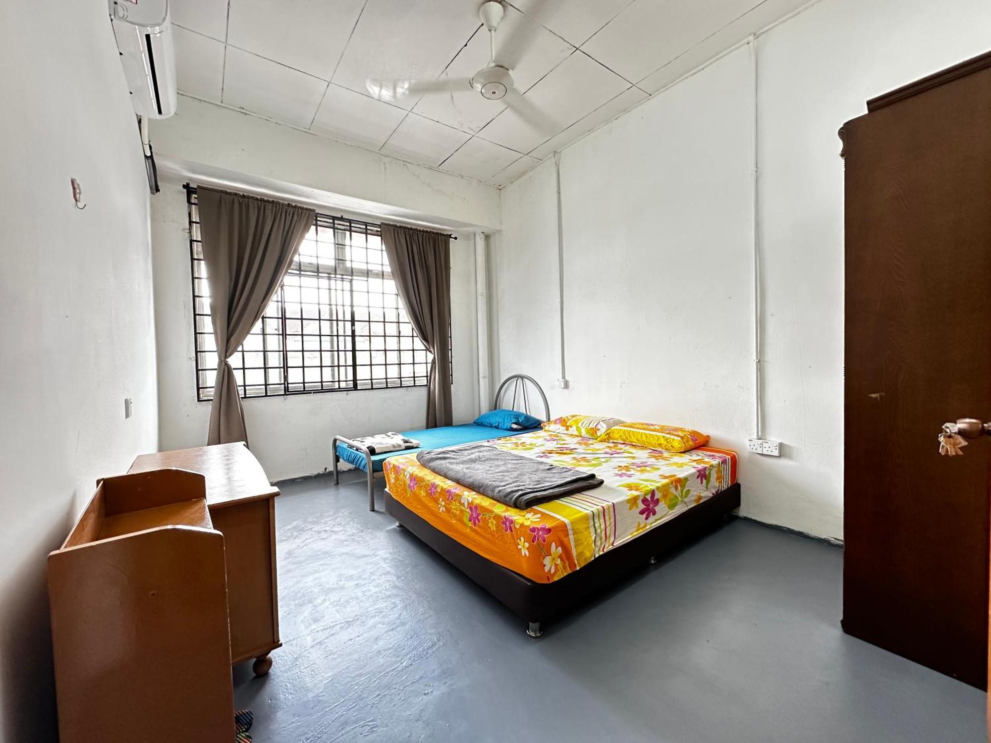 Jiaxin Dormitory - Puteri Wangsa 家馨旅舍 Улу Тирам Экстерьер фото