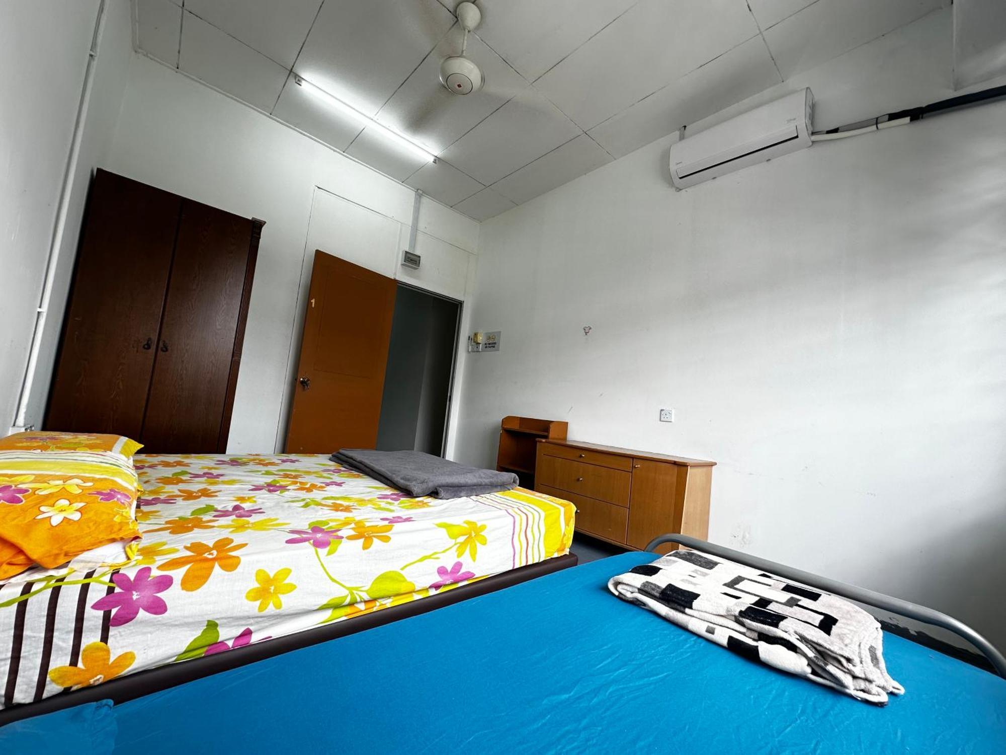 Jiaxin Dormitory - Puteri Wangsa 家馨旅舍 Улу Тирам Экстерьер фото
