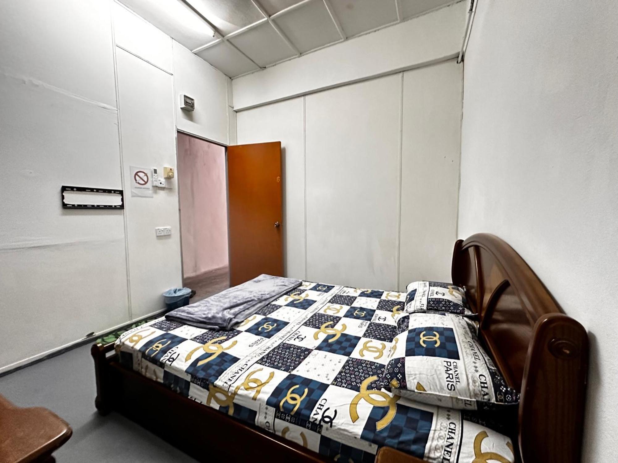 Jiaxin Dormitory - Puteri Wangsa 家馨旅舍 Улу Тирам Экстерьер фото