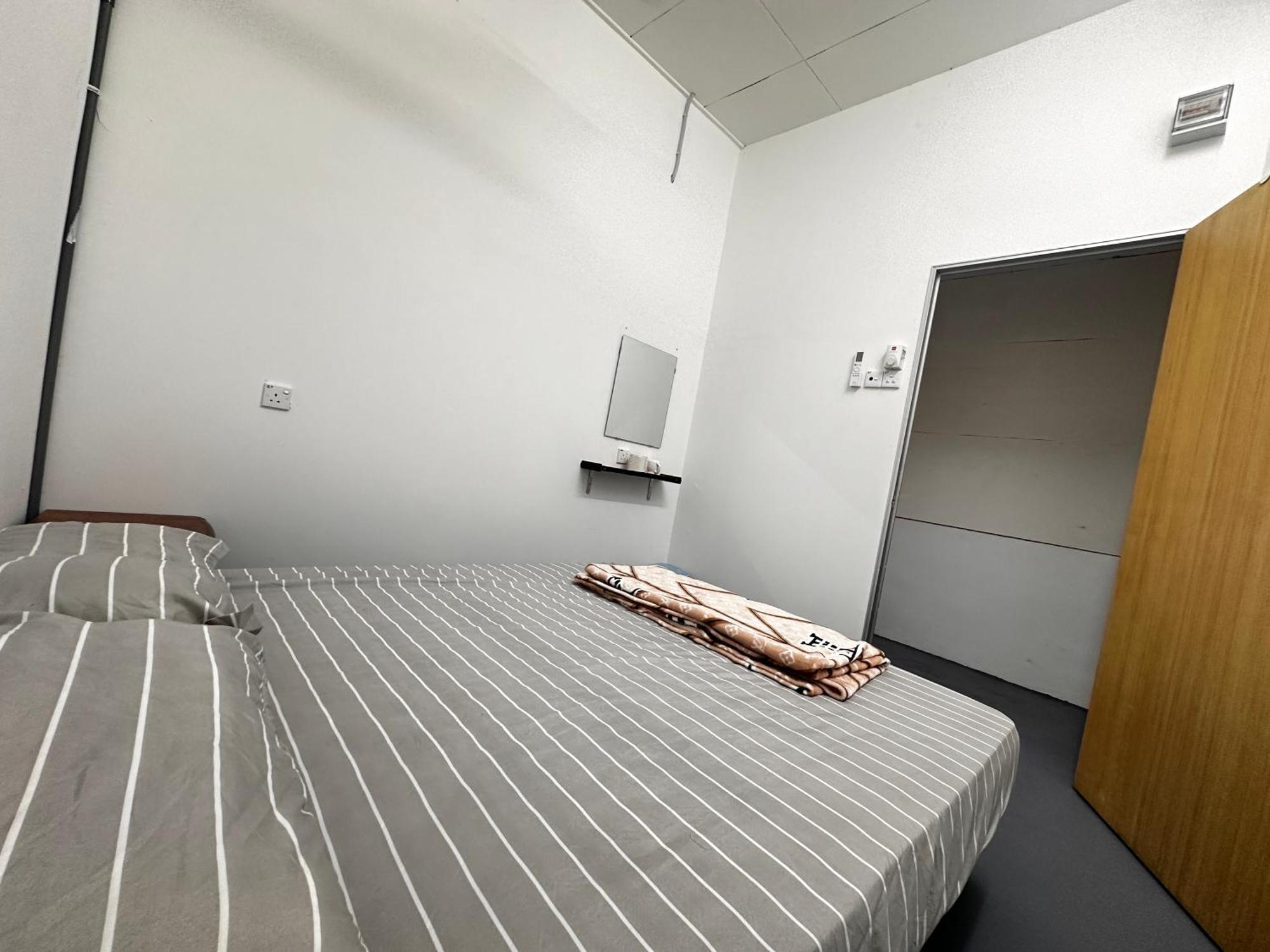 Jiaxin Dormitory - Puteri Wangsa 家馨旅舍 Улу Тирам Экстерьер фото