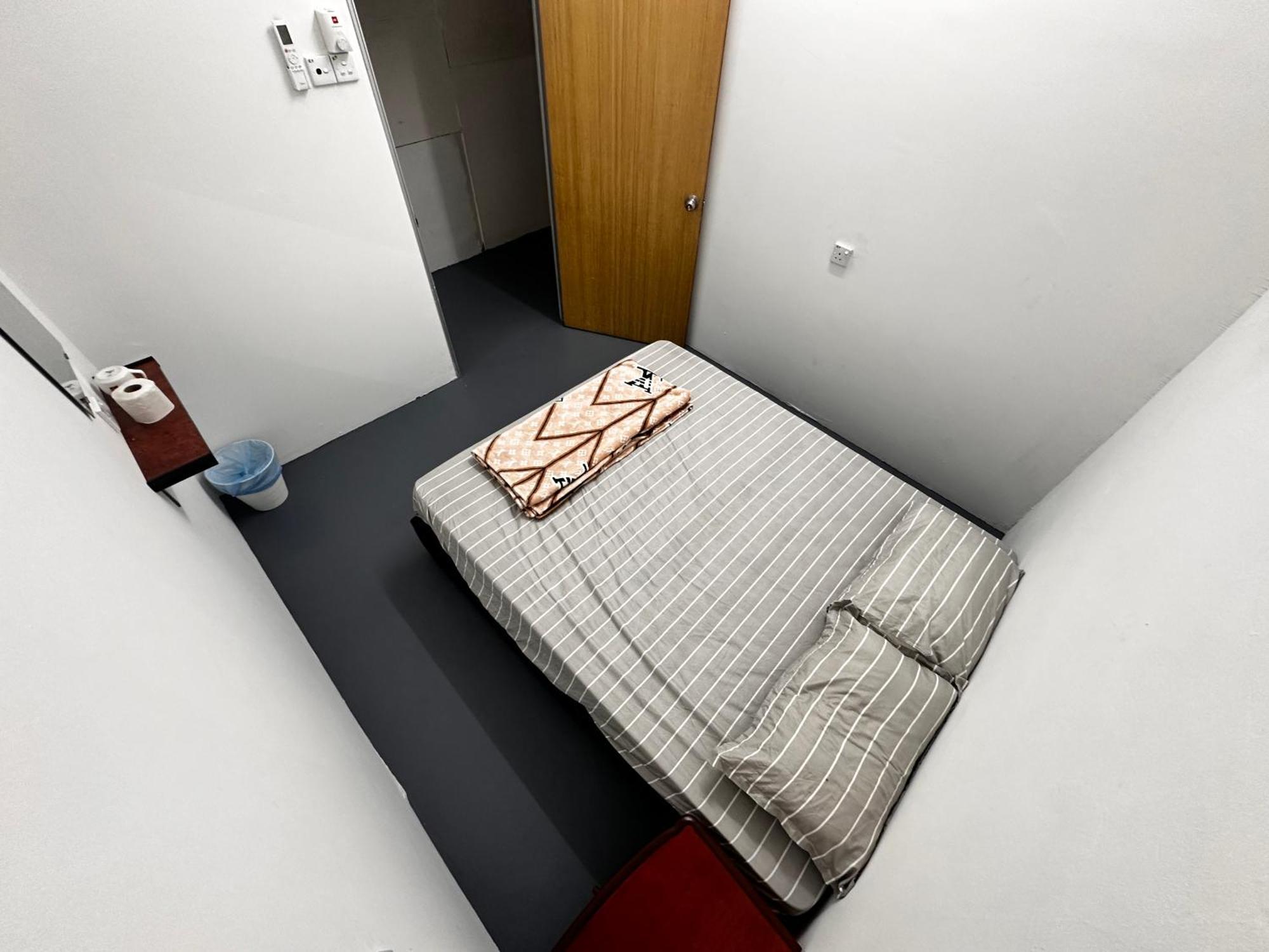 Jiaxin Dormitory - Puteri Wangsa 家馨旅舍 Улу Тирам Экстерьер фото