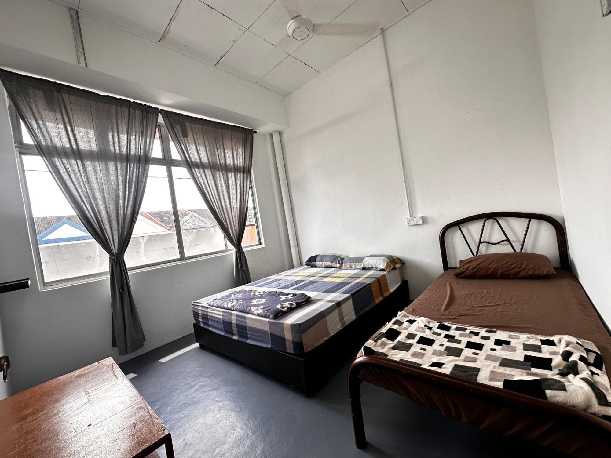Jiaxin Dormitory - Puteri Wangsa 家馨旅舍 Улу Тирам Экстерьер фото